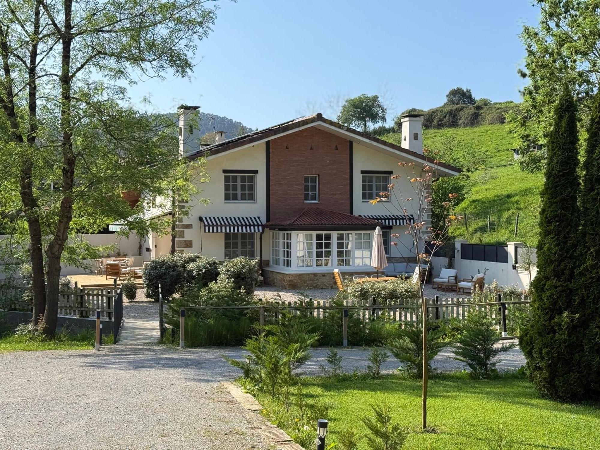 Gurah Boutique Apartments Bakio Exteriér fotografie